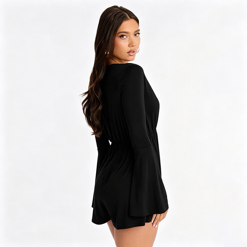 Short jumpsuit with tie detailing – JANE