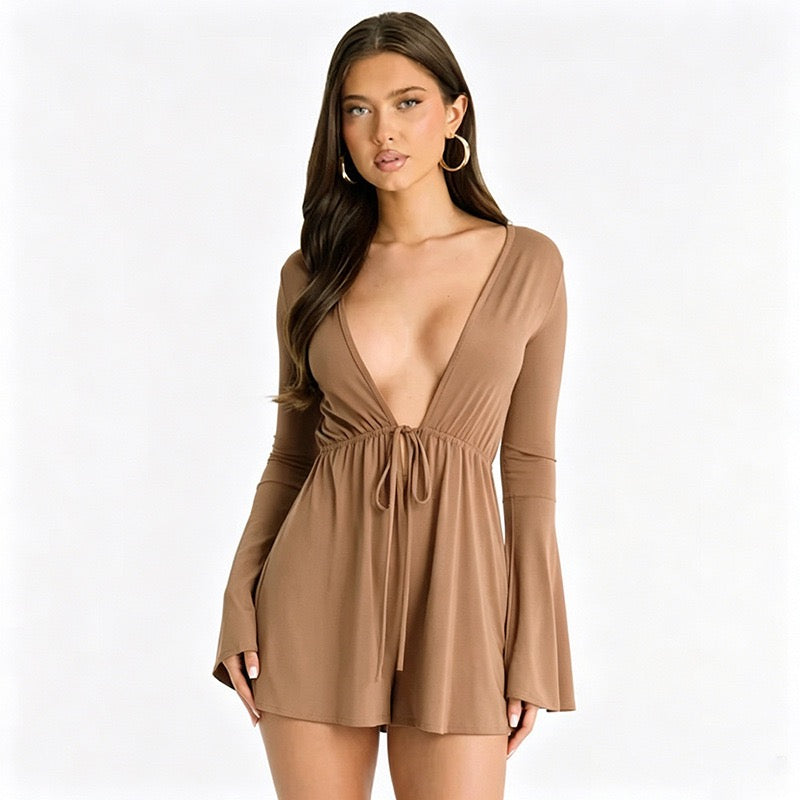 Short jumpsuit with tie detailing – JANE