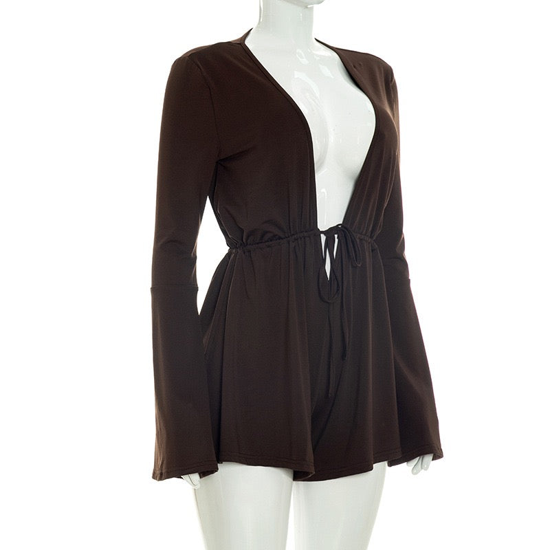 Short jumpsuit with tie detailing – JANE