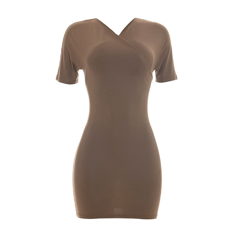 Fitted mini dress with off-the-shoulder sleeves – Melania