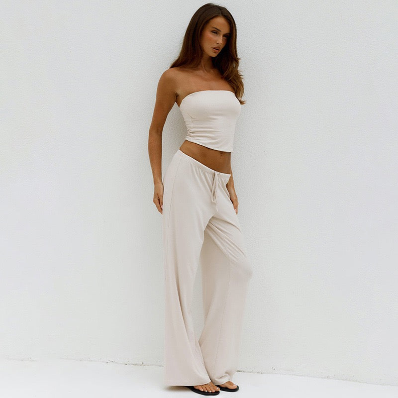 Cozy two-piece set with a strapless top and long pants – Tani