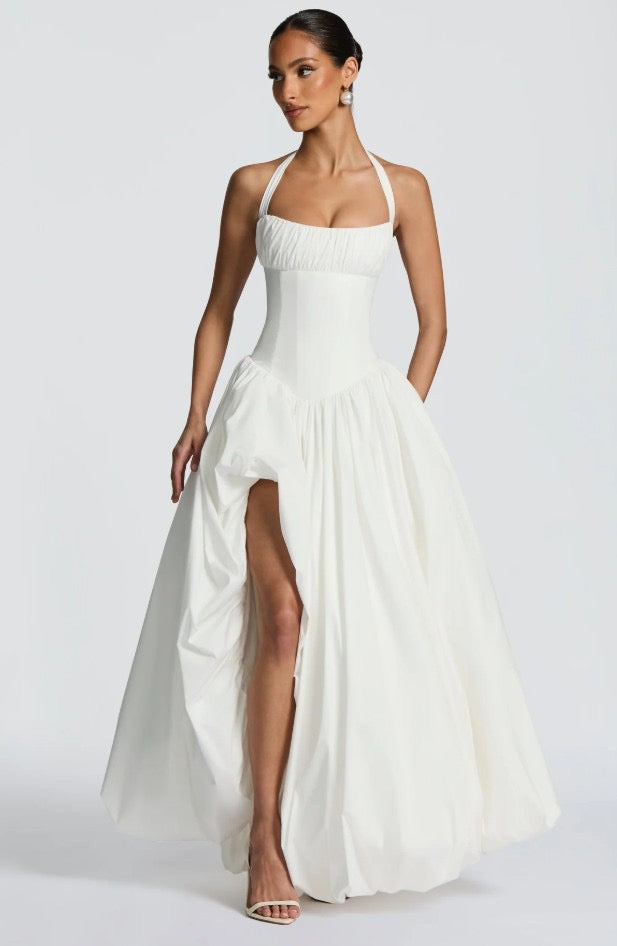 Maxi balloon dress with slit design and tie at the back - Bianca