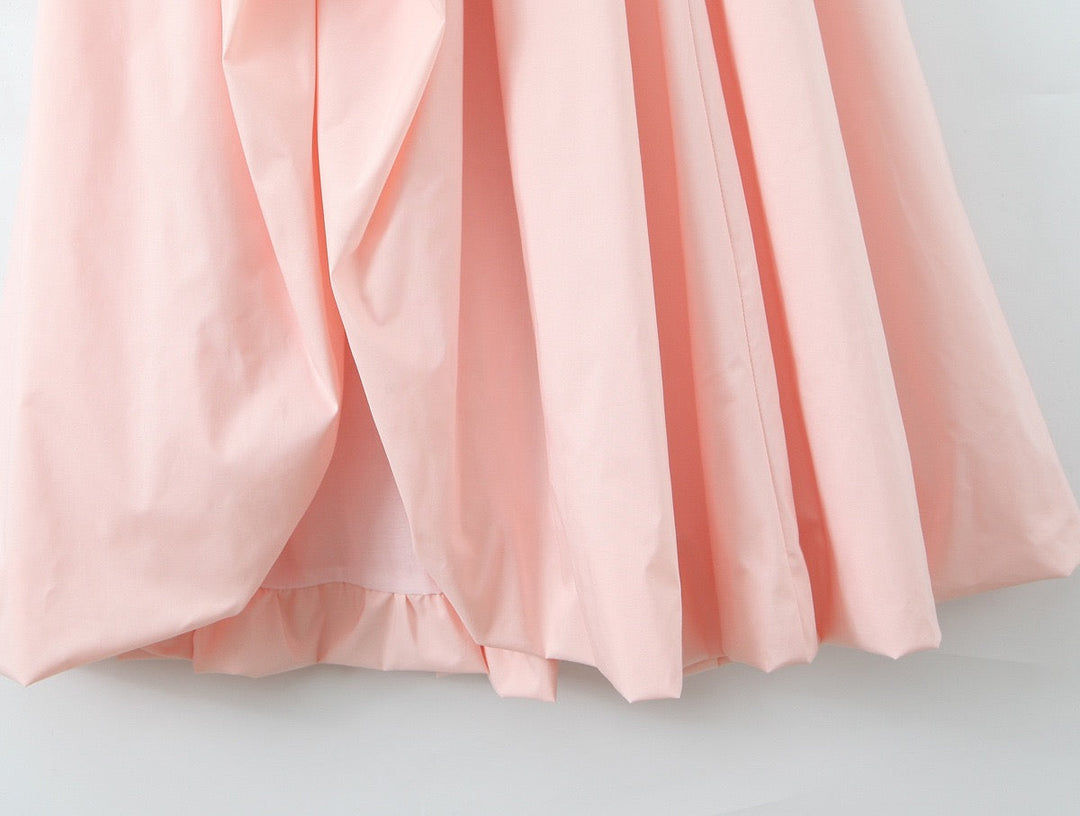 Maxi balloon dress with slit design and tie at the back - Bianca