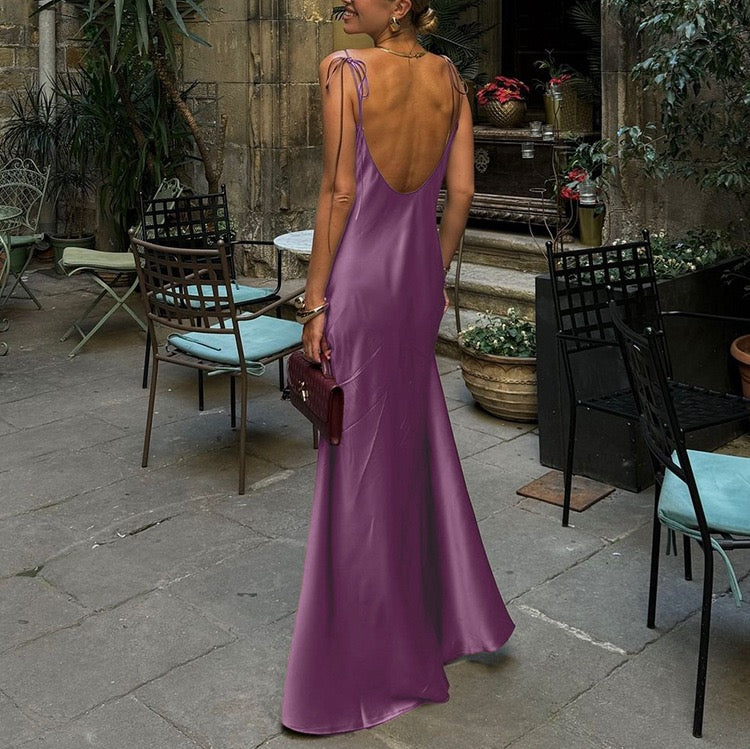 Satin maxi dress with tie straps – Lia