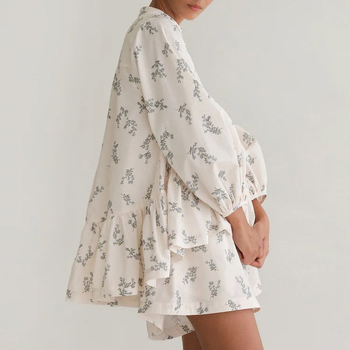 Luxurious French-style floral two-piece set with shorts and a button-down shirt – Nara