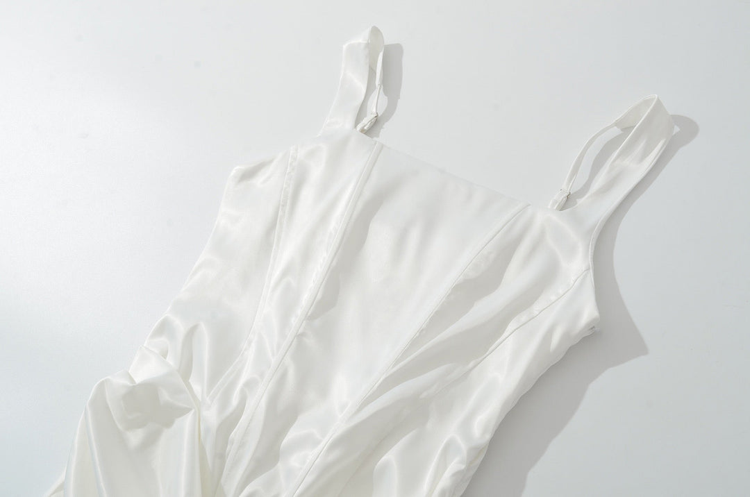 Maxi dress with satin pleats and a tie-back bodice for fastening at the waist - Loiana