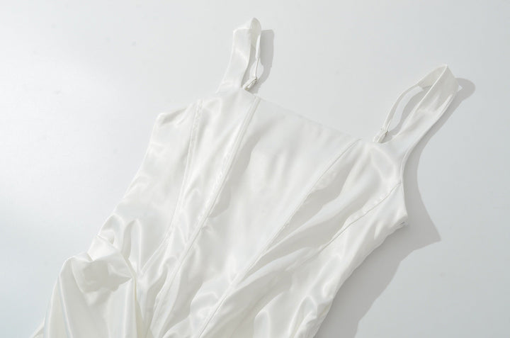 Maxi dress with satin pleats and a tie-back bodice for fastening at the waist - Loiana