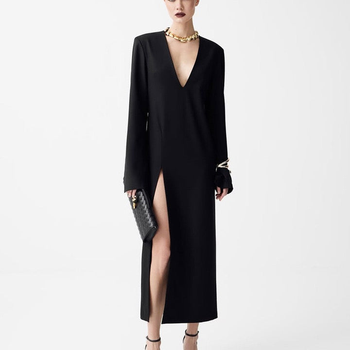 Tailored maxi dress with deep V-neckline and slit design - Amber