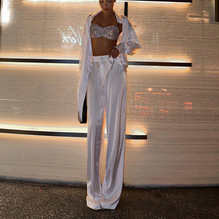 Two-piece satin suit with tie top and long pants – Ava