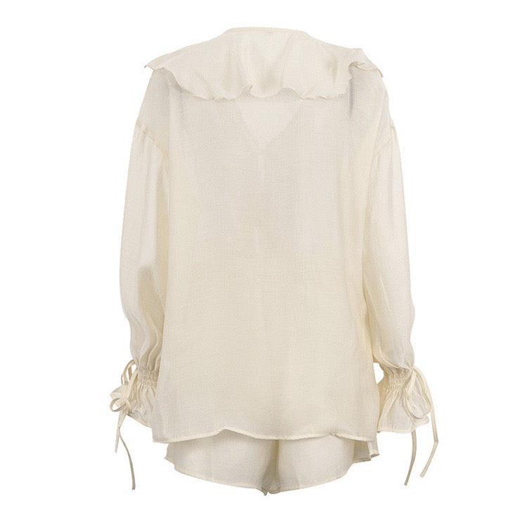 Two-piece chiffon suit with ruffled top and shorts – Lilinda