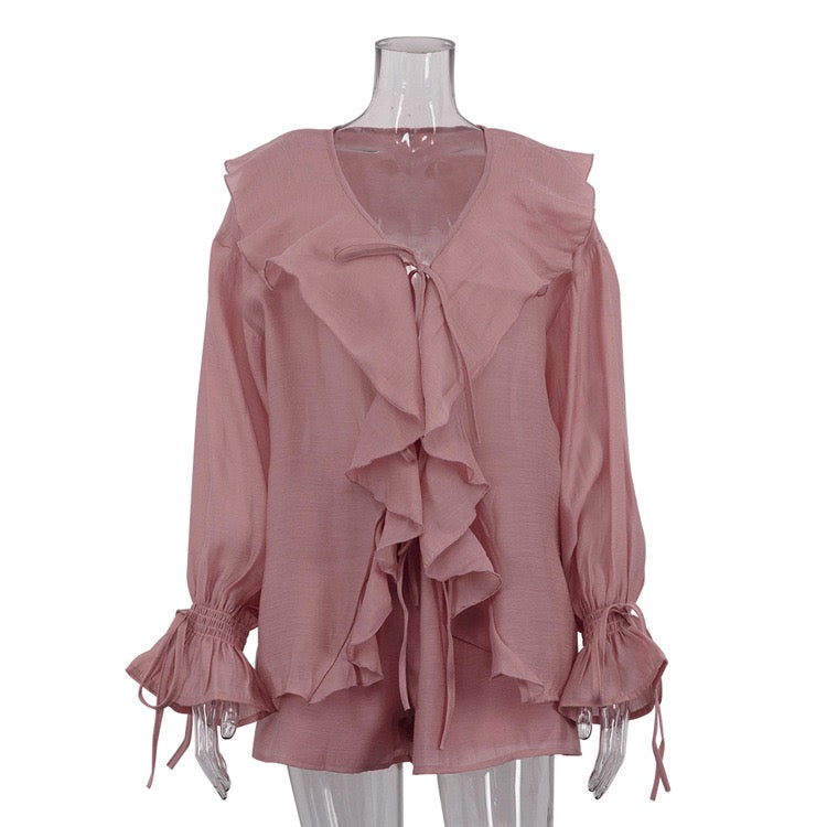 Two-piece chiffon suit with ruffled top and shorts – Lilinda