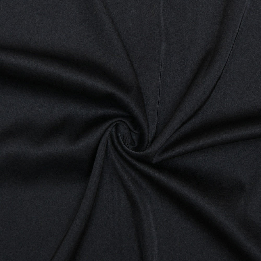 Satin maxi dress with lace design - Rita
