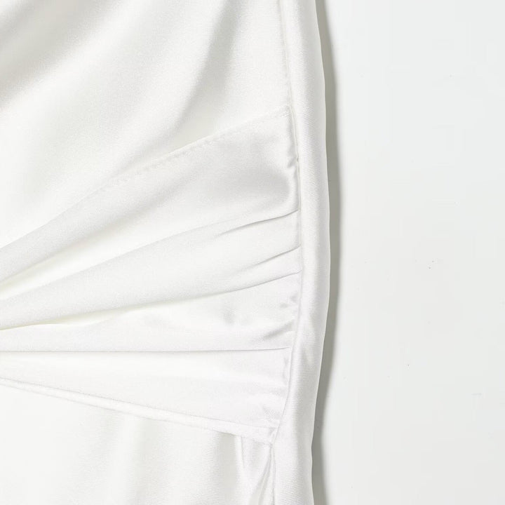 Satin dress with open back and tie design – Lily