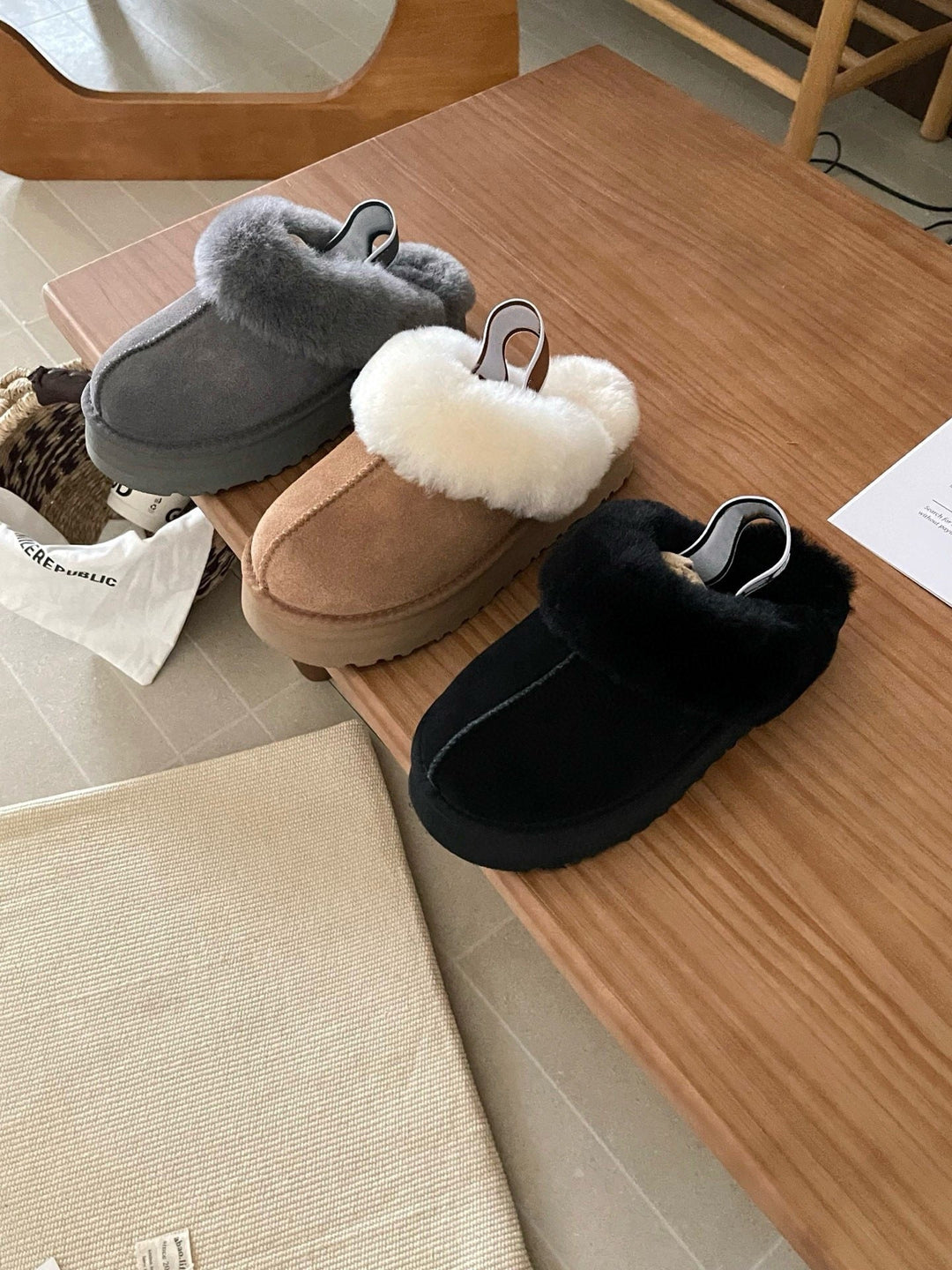 נעלי בית בעיצוב פרווה באיכות גבוהה בעיצוב רצועה