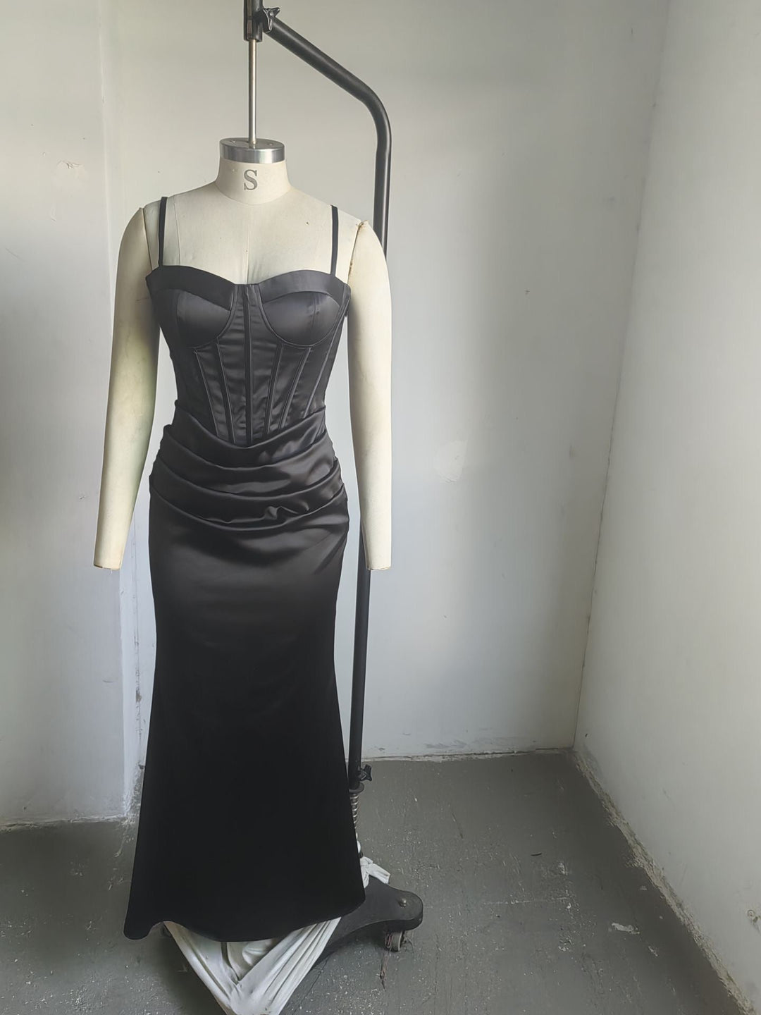 Corset-style satin maxi dress - Joel