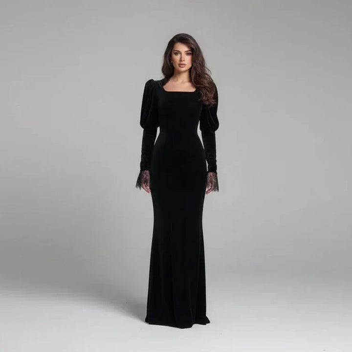 Maxi Velvet Dress with Lace Decoration - ILIN