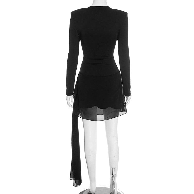 Chiffon pleated mini dress with a train - Sorella