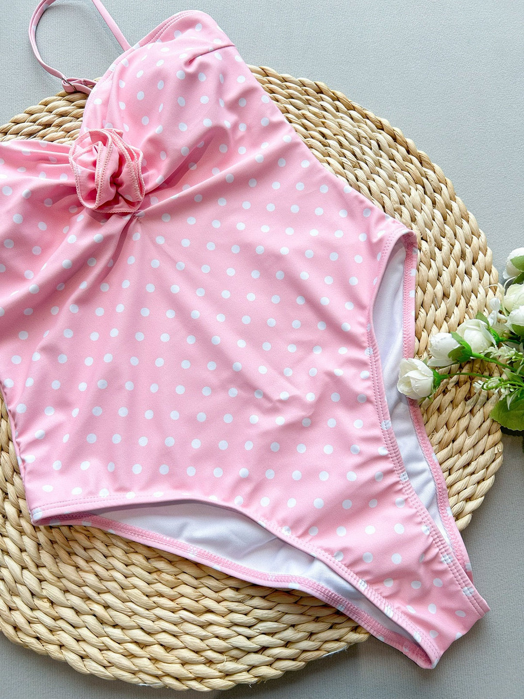 High-waisted one-piece swimsuit with polka-dot design – Bella