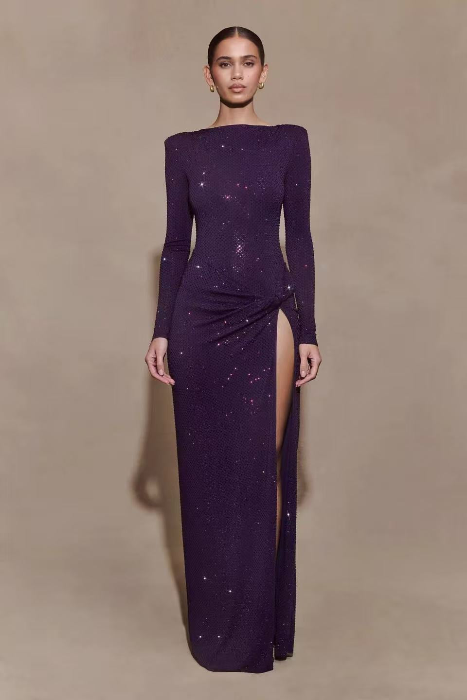 Maxi dress with sparkling sequins and slit design - DELOR
