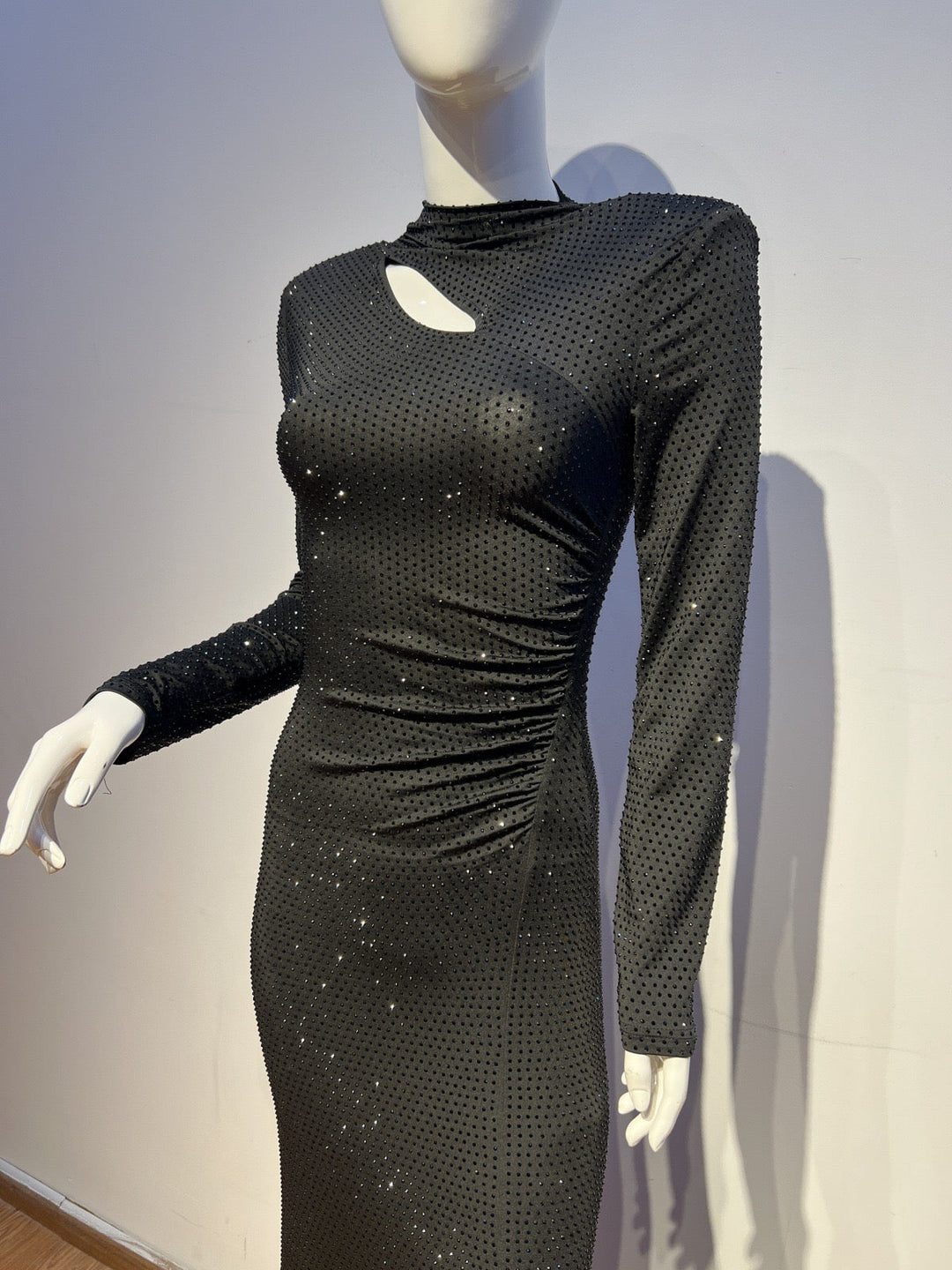 Maxi dress with sparkling sequins and slit design - JESS