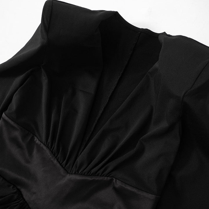 Maxi dress with satin trim in a slit design and V-neckline - TOMA