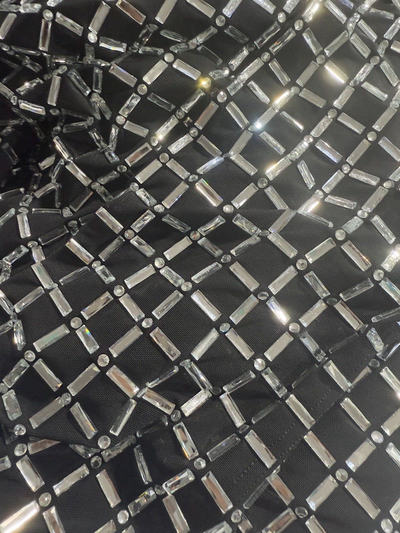 Mini dress with sparkling diamonds - Line