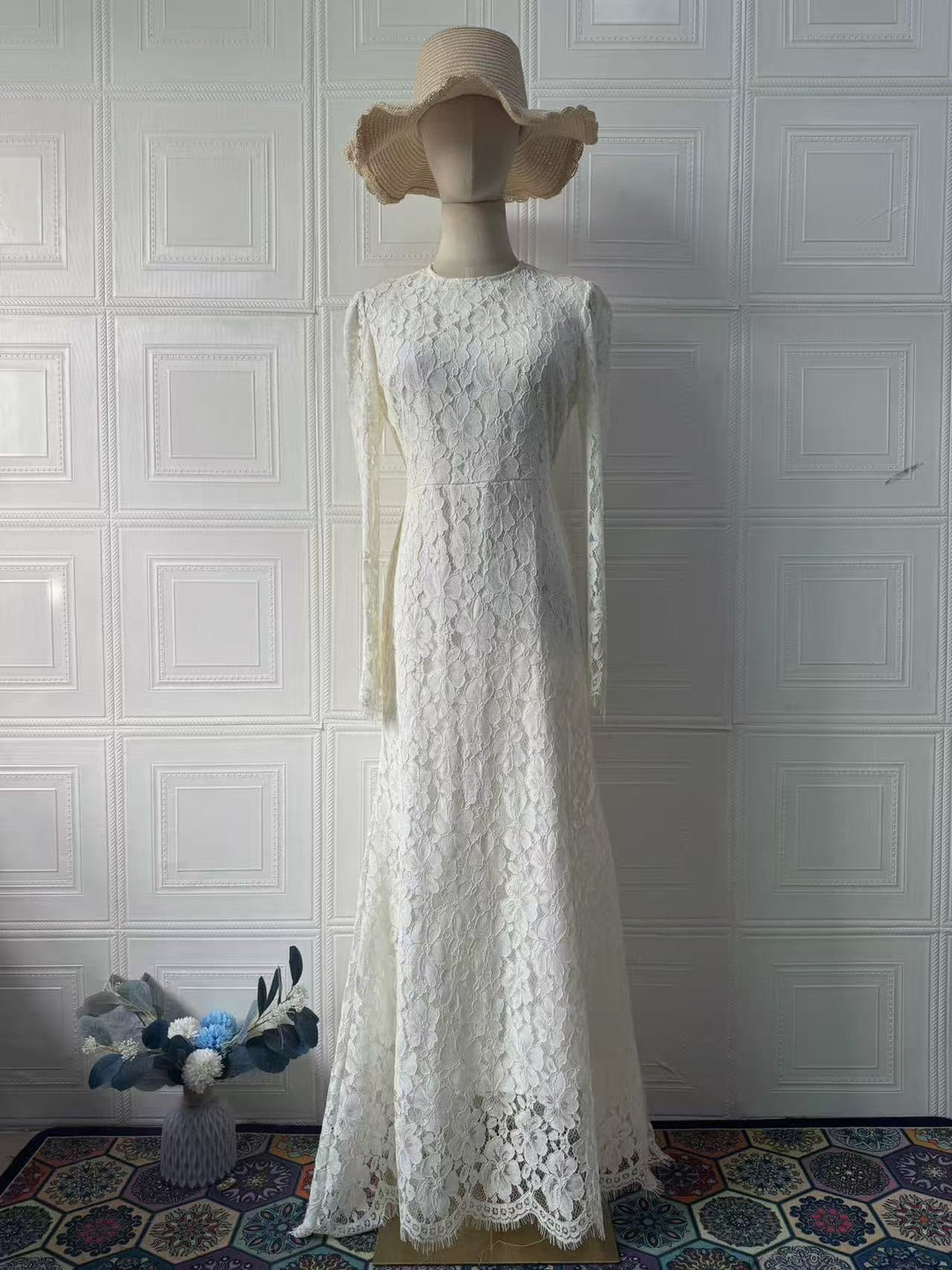 Maxi Lace Dress - Luri