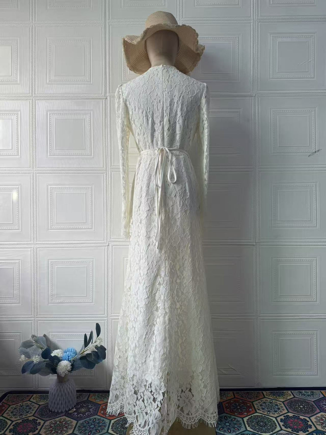 Maxi Lace Dress - Luri