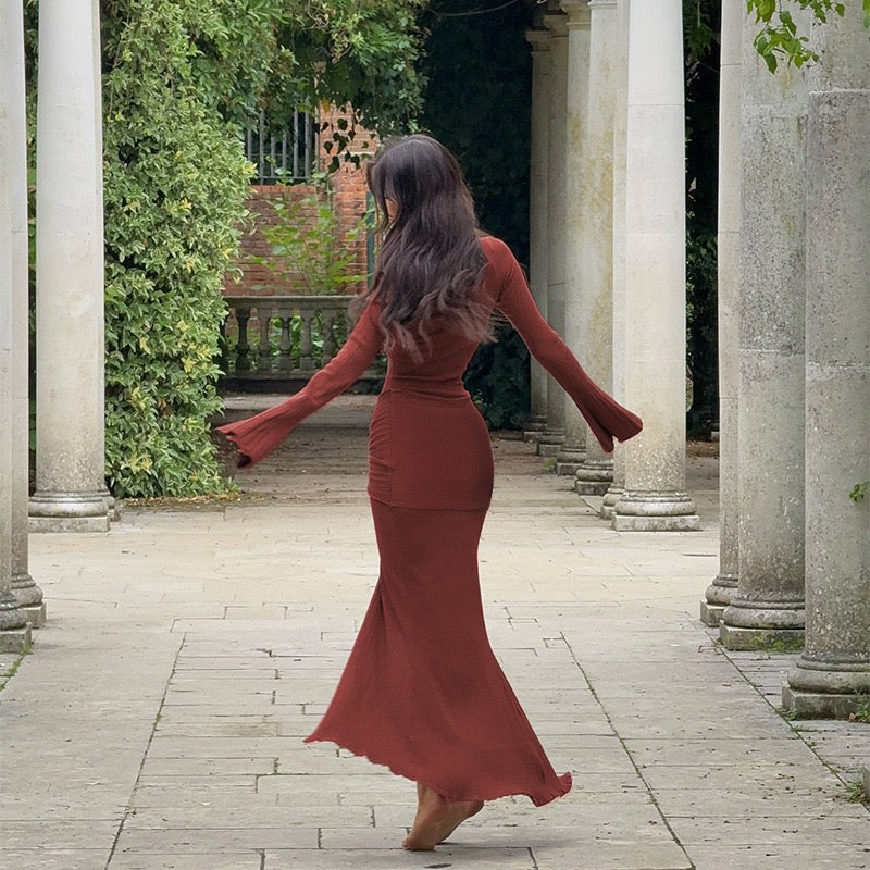 Maxi dress with cross pleats and slit design - Adalyan