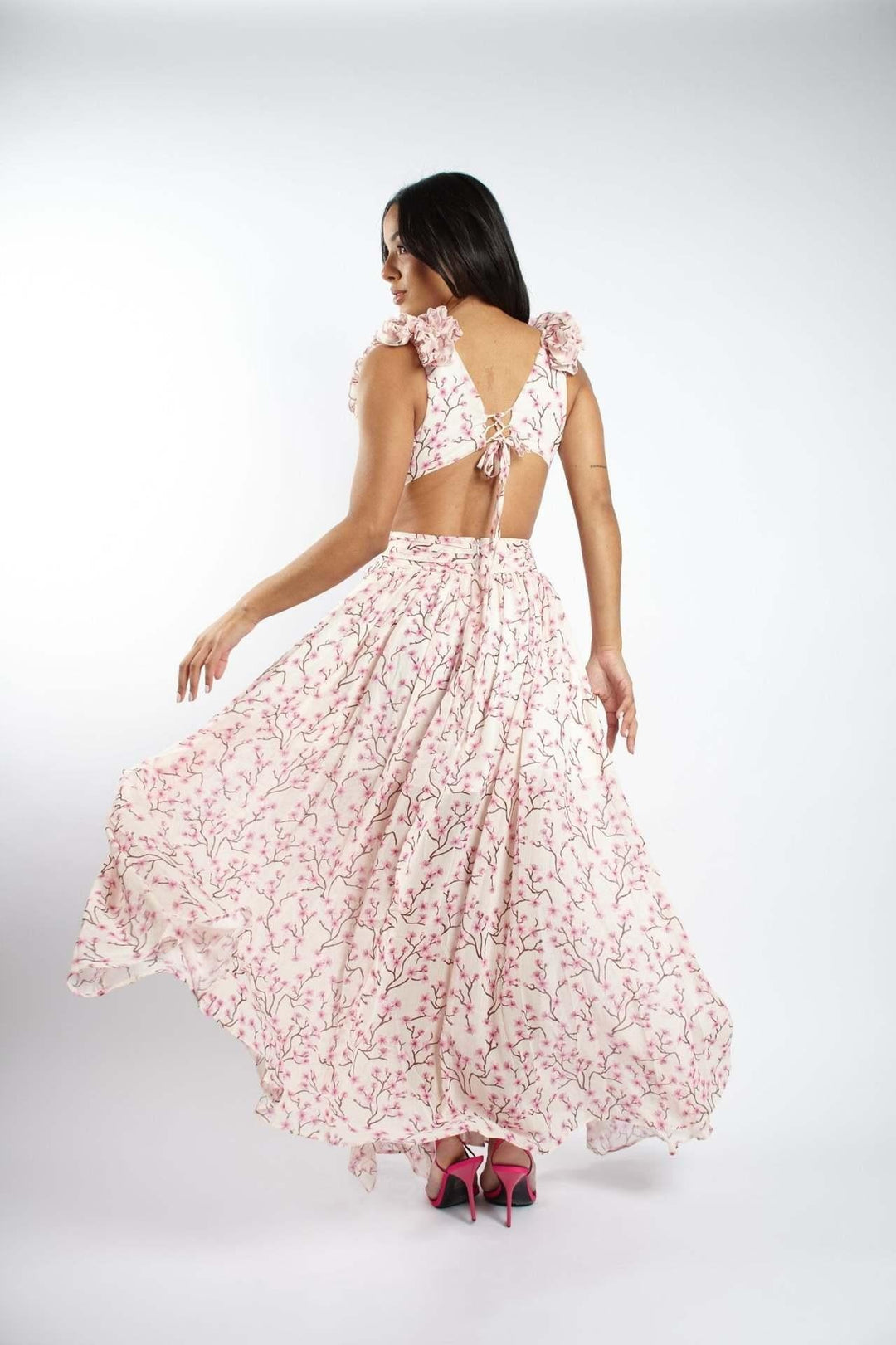 Boho-chic floral ruffle maxi dress with a slit and belt – Hali