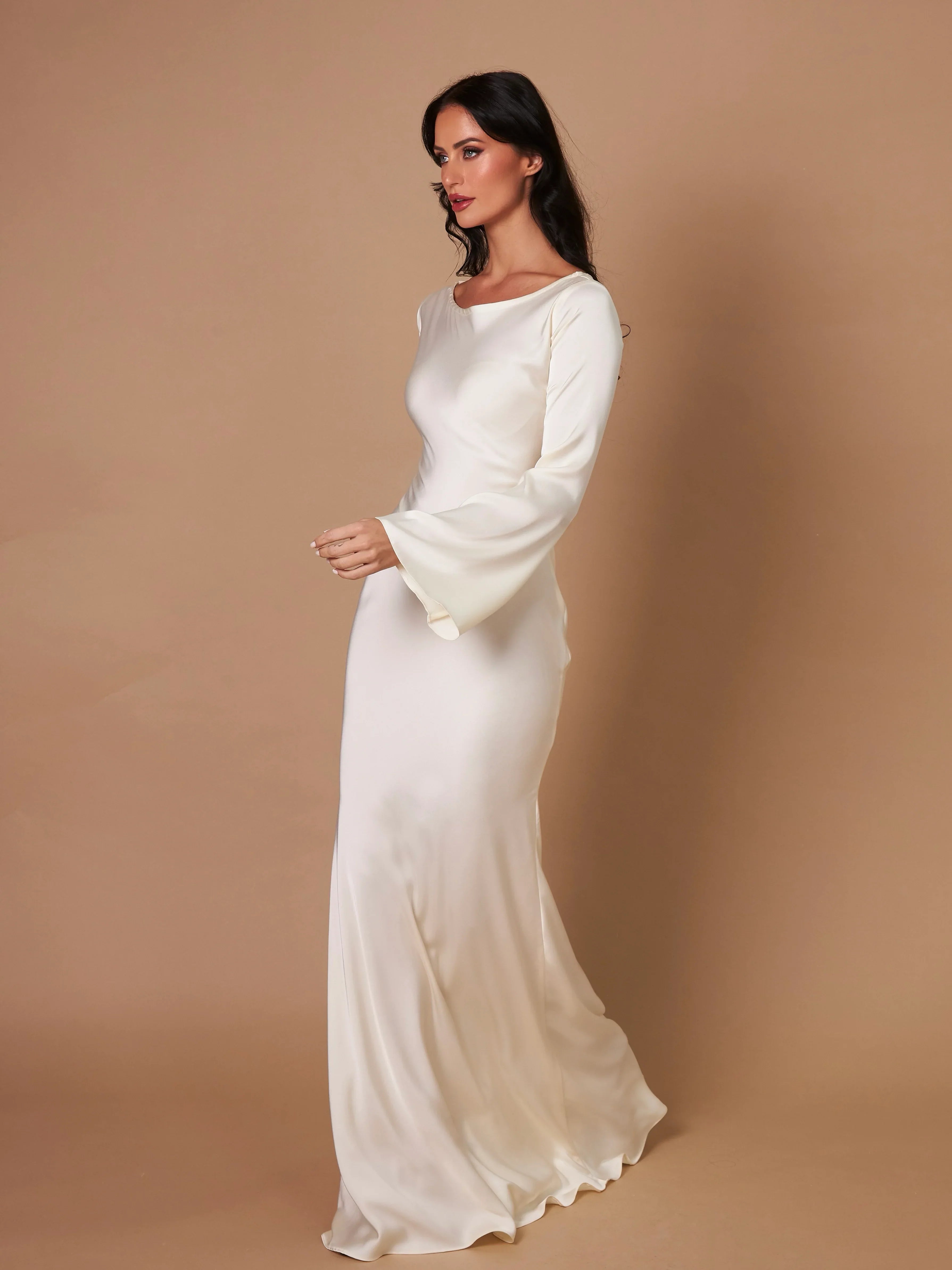 שמלת מקסי סאטן קשירה בגב להצמדה במותן - אודל