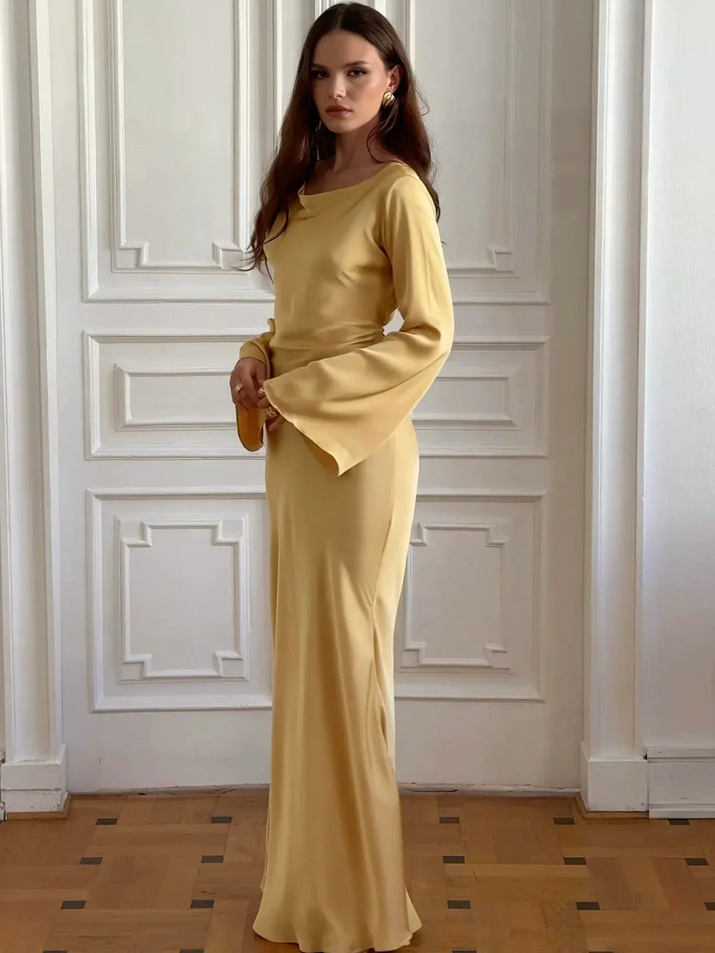 שמלת מקסי סאטן קשירה בגב להצמדה במותן - אודל