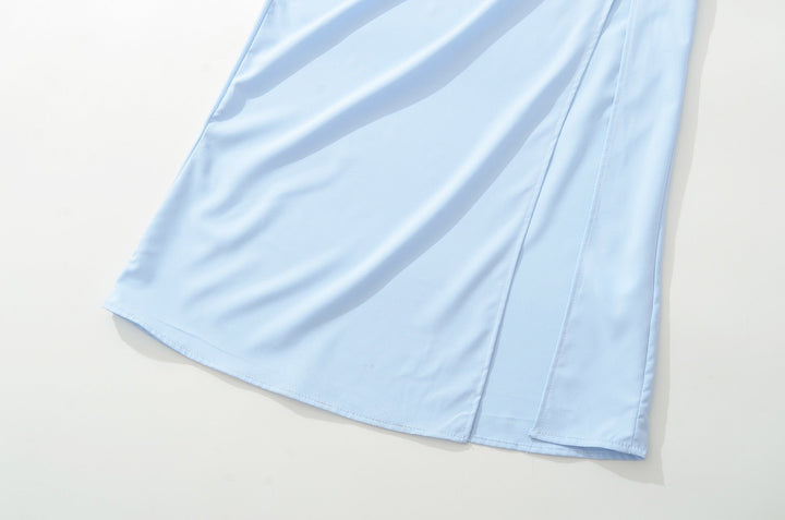 Elegant maxi dress with a slit and back ties for a fitted waist – SKY
