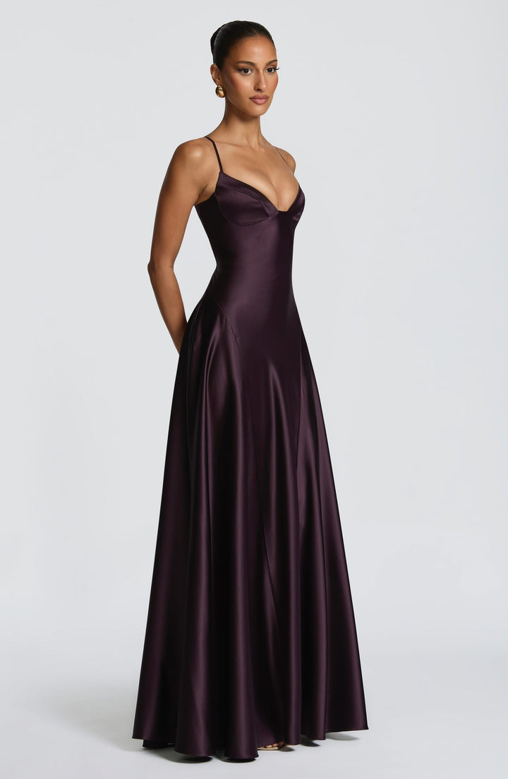 Satin maxi dress with back ties for a fitted waist – HILAY