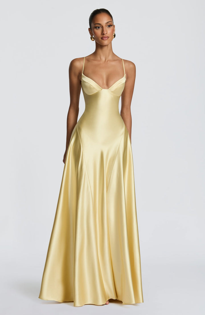 Satin maxi dress with back ties for a fitted waist – HILAY
