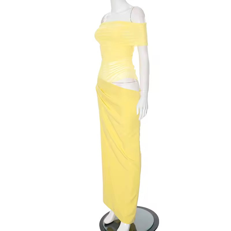 שמלת מקסי כיווצים בעיצוב רשת וכתפיים חשופות - קשת