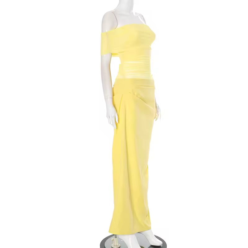 שמלת מקסי כיווצים בעיצוב רשת וכתפיים חשופות - קשת