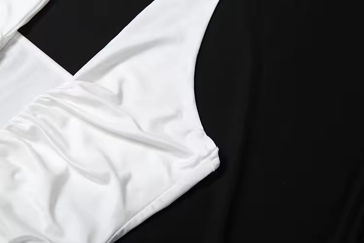 שמלת מקסי כיווצים בעיצוב קשירה בצוואר מחשוף עמוק וגב פתוח - לואיזה