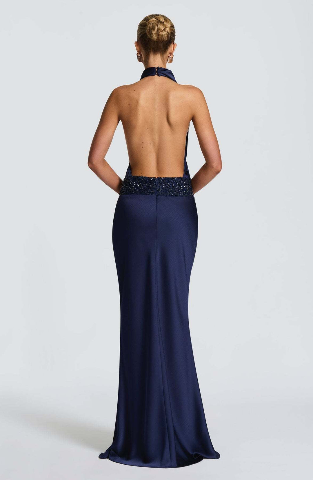 Open-back satin maxi dress with sequin design - G