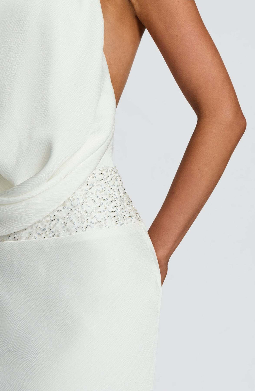 Open-back satin maxi dress with sequin design - G