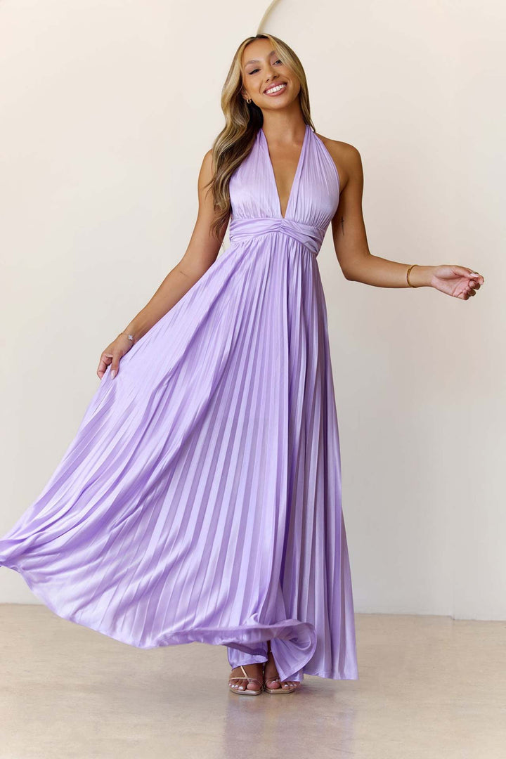 Satin maxi dress with pleats and open back - Leila