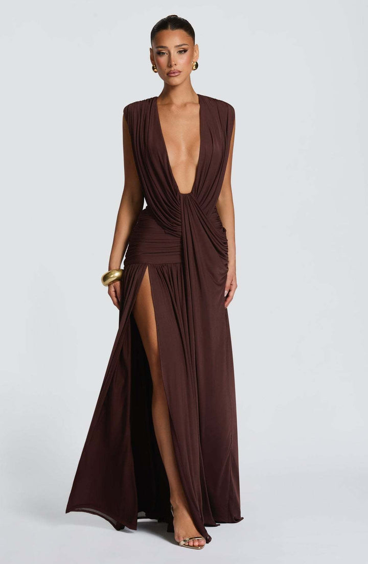 שמלת מקסי קיפולים בעיצוב גב פתוח ושסע - pnney