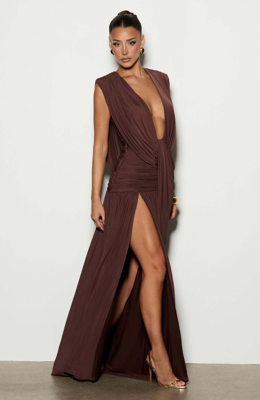 שמלת מקסי קיפולים בעיצוב גב פתוח ושסע - pnney