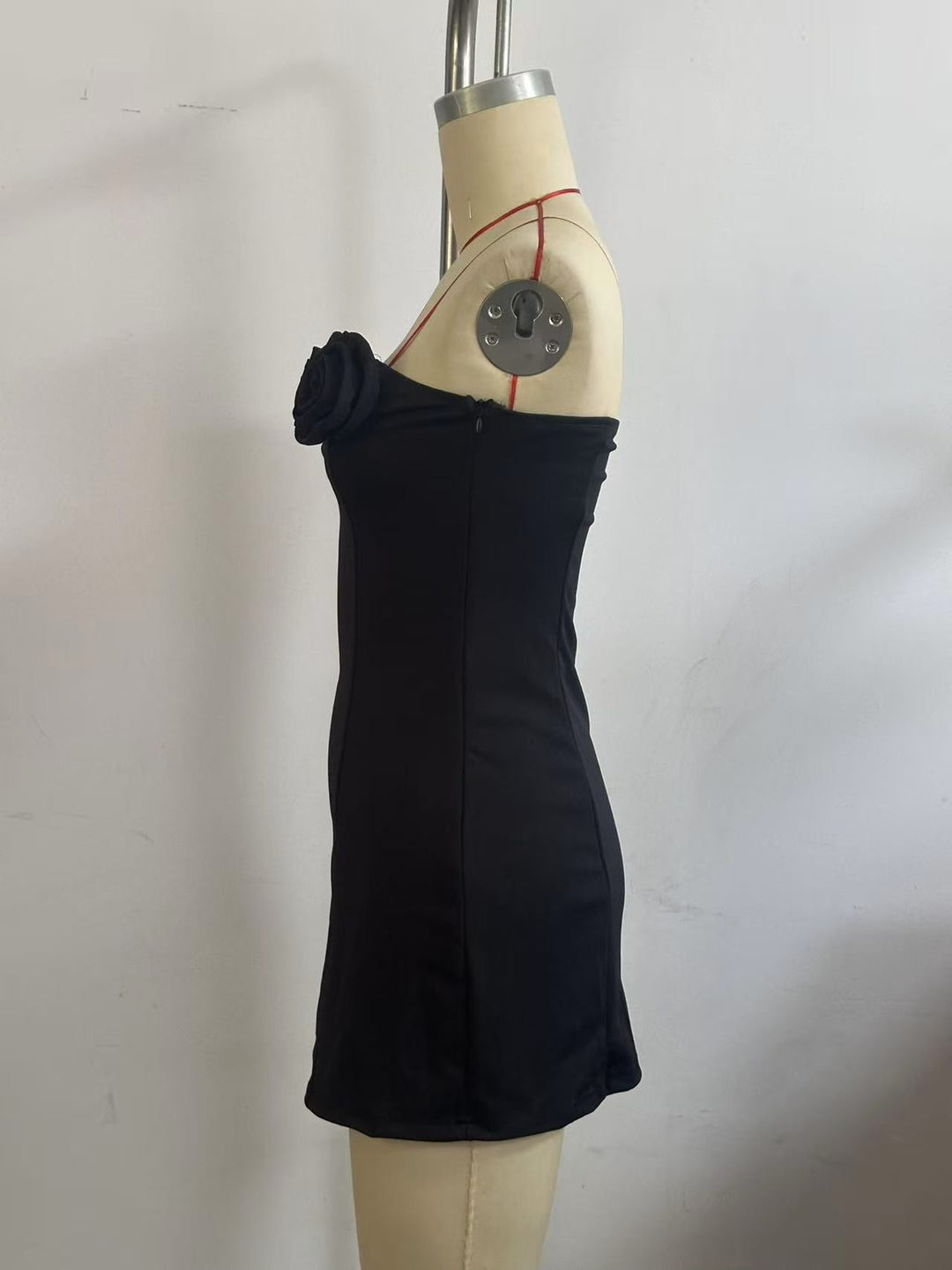 Strapless mini dress with floral appliques - Annika