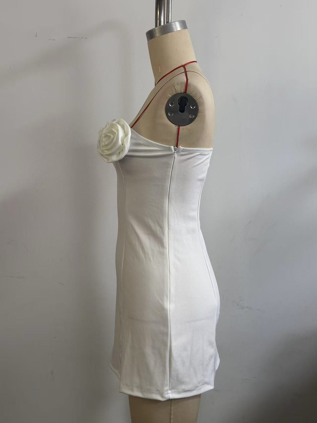 Strapless mini dress with floral appliques - Annika