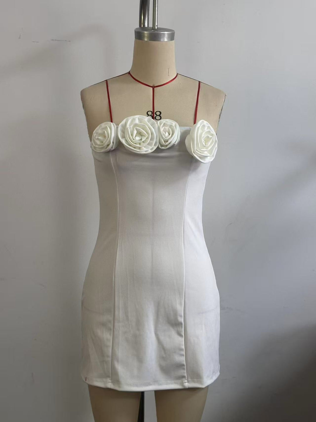 Strapless mini dress with floral appliques - Annika