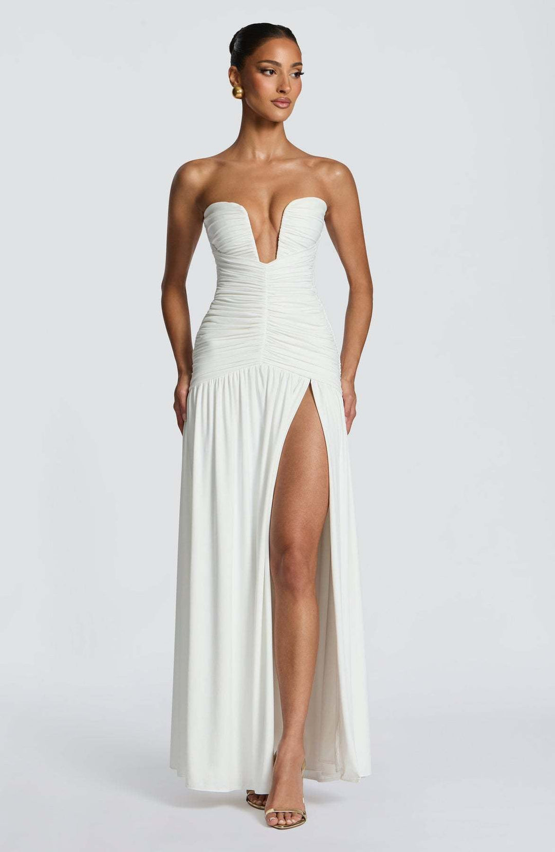 Strapless maxi dress with pleats and slit design - DORI