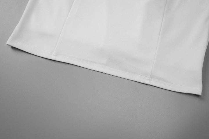 Elegant maxi dress with neck ties and an open back – LAMORIN