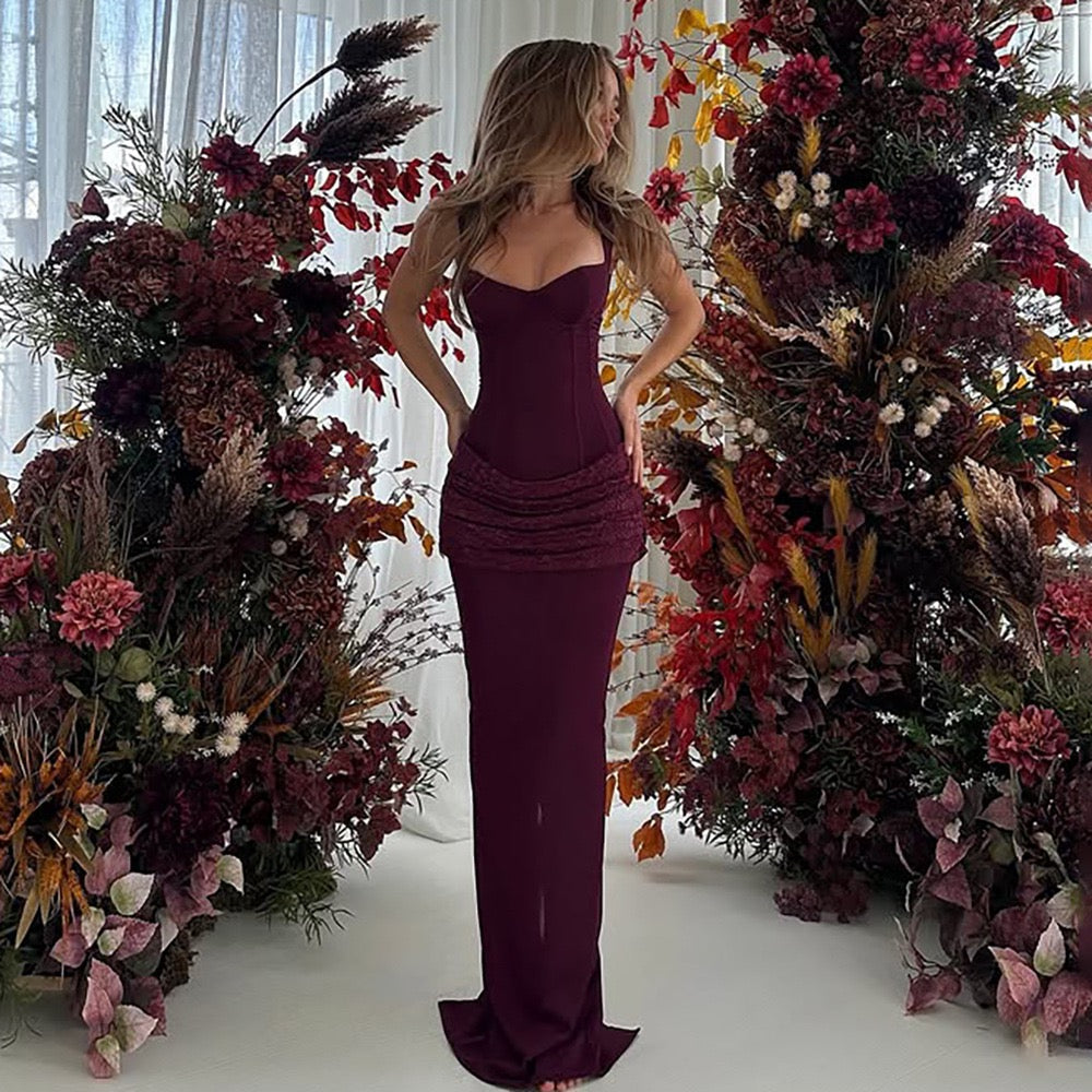 Tight maxi dress in shape-hugging fabric with lace pleats design - BAR