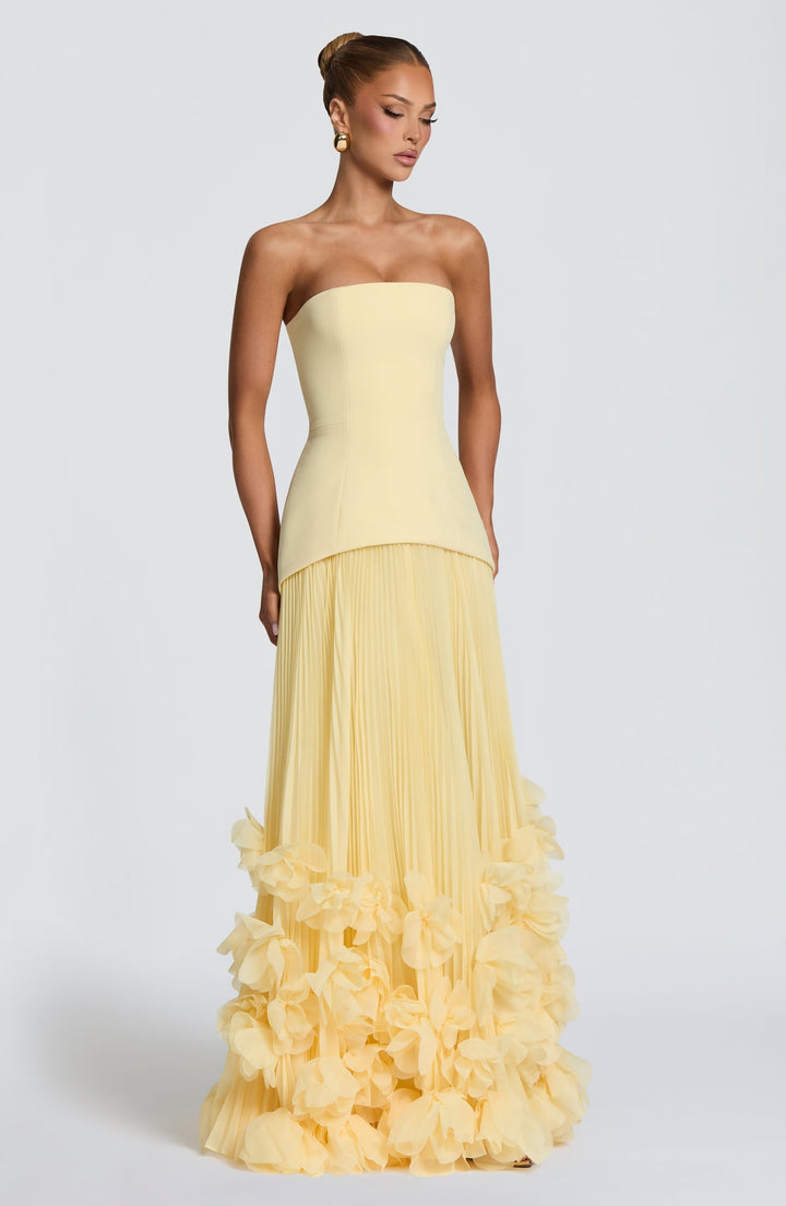 Strapless maxi dress with a 3D floral design – fifi